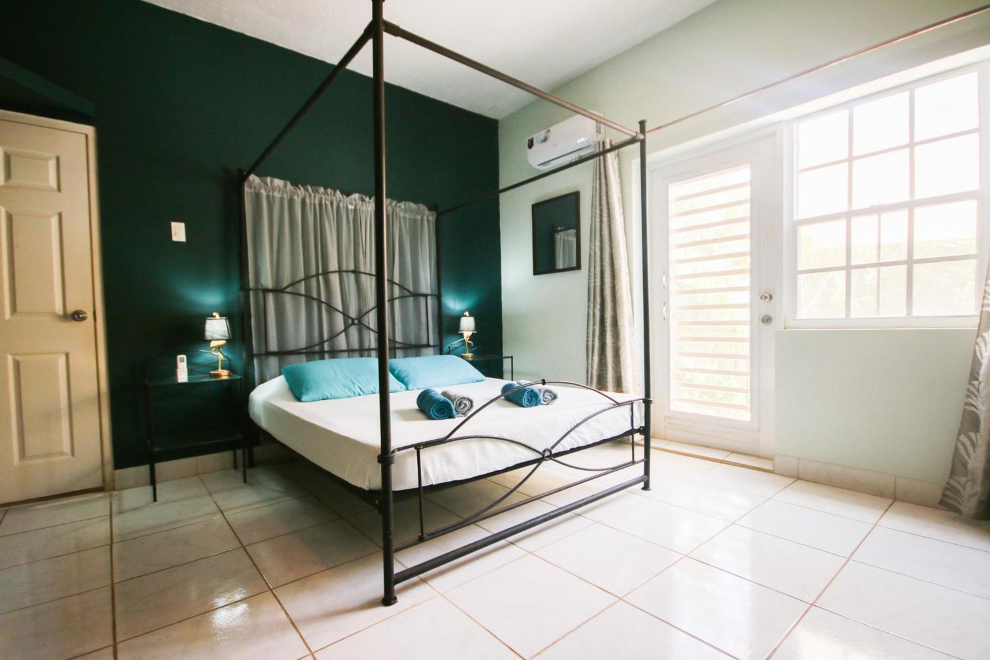 Woodstock Palmresort Curacao Willemstad Bagian luar foto